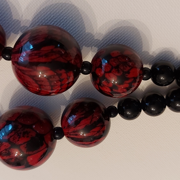 Joan Rivers Oversized beaded necklace - Picture 9 of 12